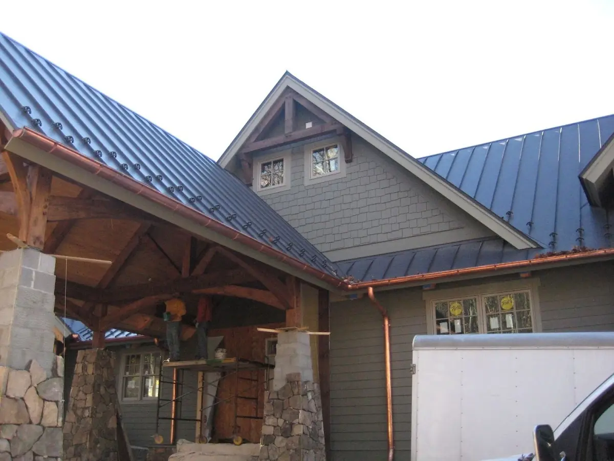 Craftsman Roofing team delivering quality roofing work in Gilberts
